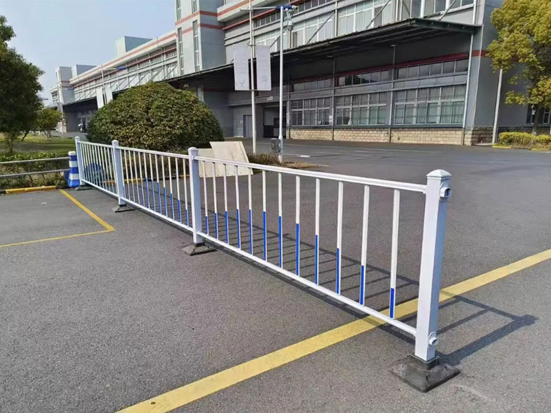 道路护栏
