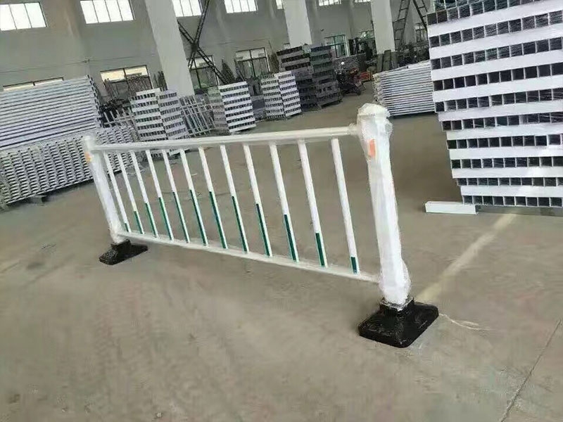 道路护栏